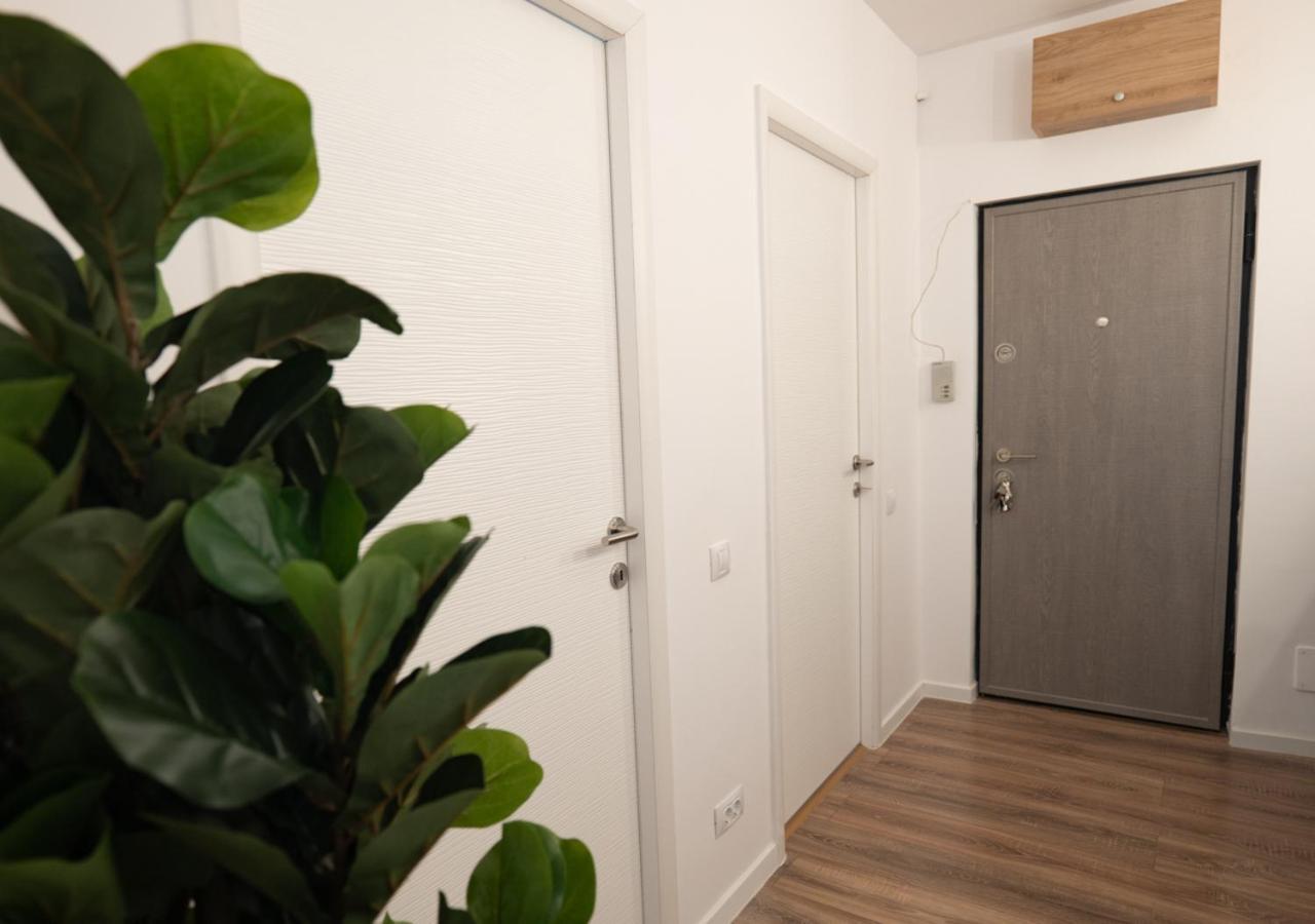 Garsoniera Lux Tineretului Apartment Bucharest Exterior photo